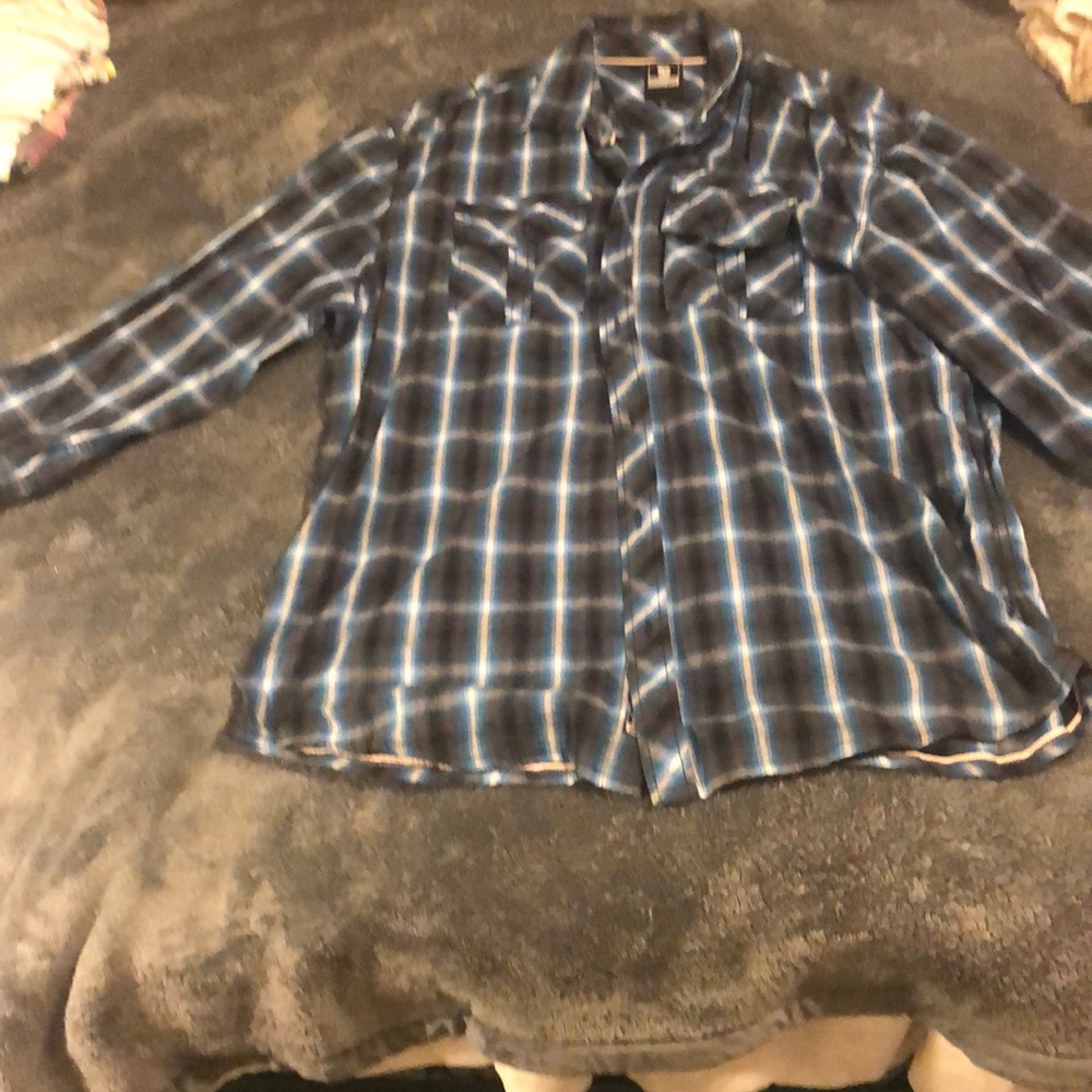Men’s casual shirt